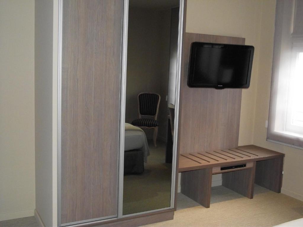 Hostellerie Au Cygne Wissembourg Rum bild