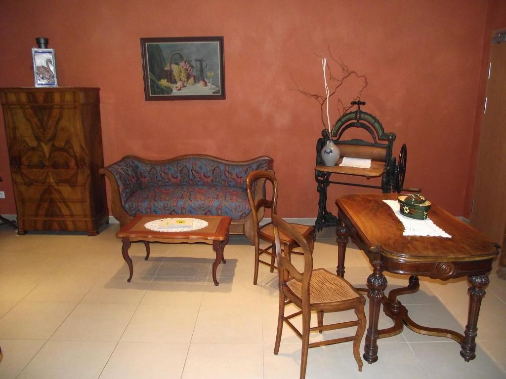 Hostellerie Au Cygne Wissembourg Rum bild