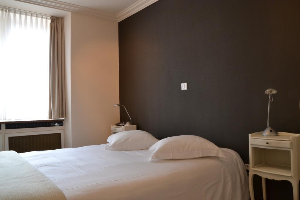 Hostellerie Au Cygne Wissembourg Exteriör bild