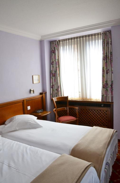 Hostellerie Au Cygne Wissembourg Exteriör bild