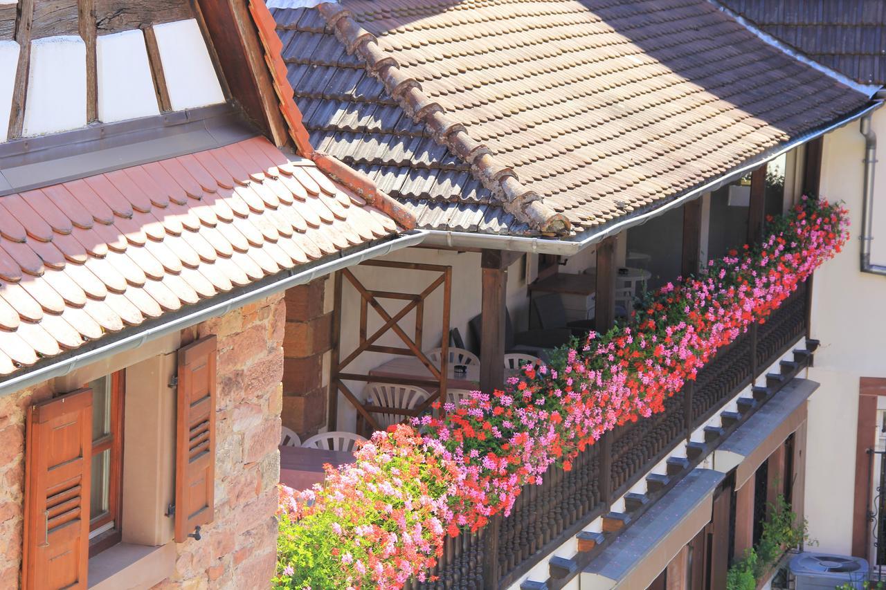 Hostellerie Au Cygne Wissembourg Exteriör bild