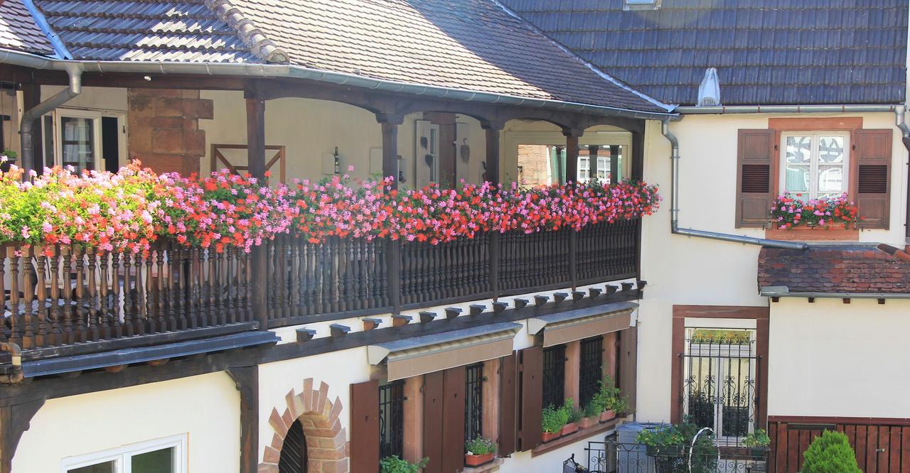 Hostellerie Au Cygne Wissembourg Exteriör bild