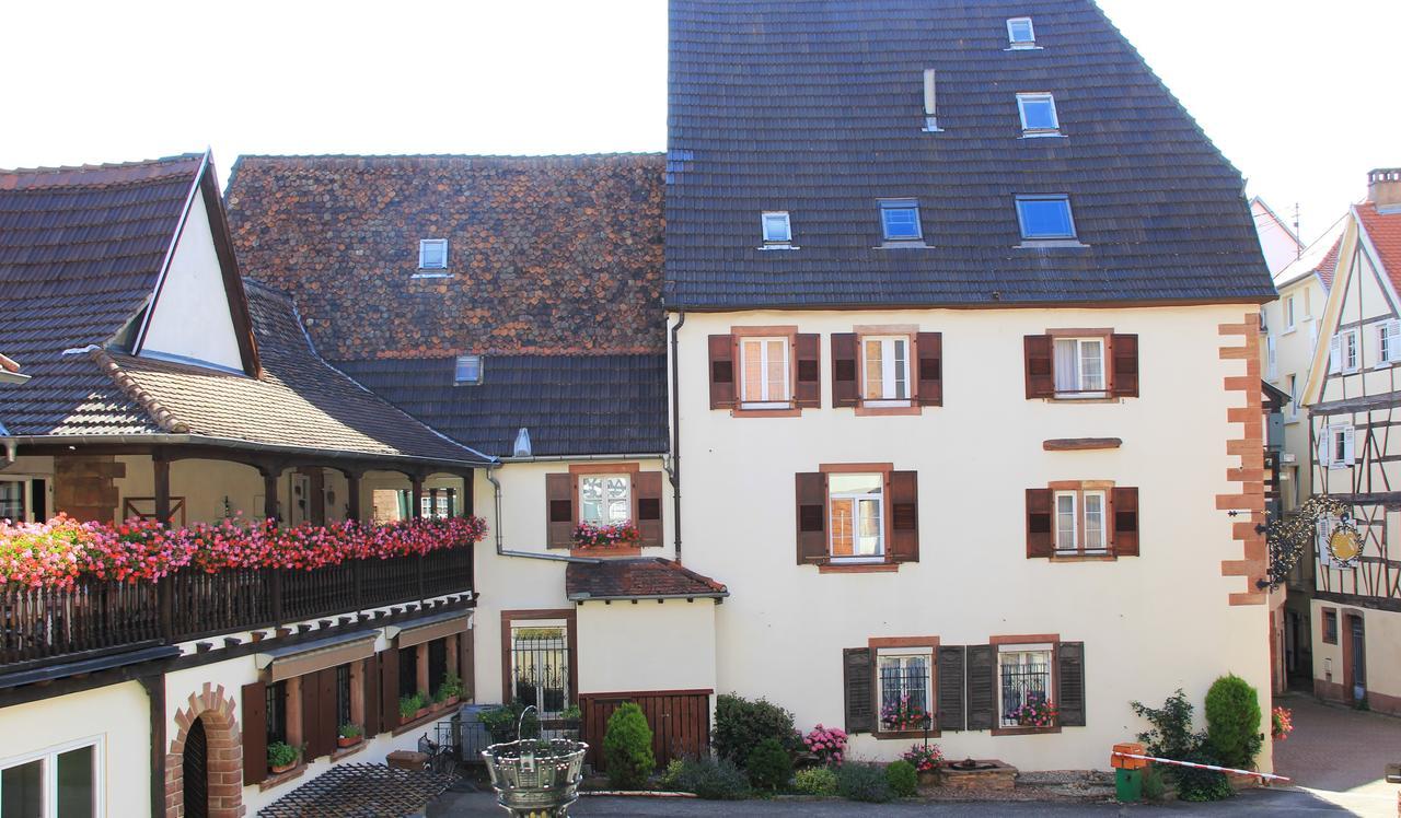 Hostellerie Au Cygne Wissembourg Exteriör bild