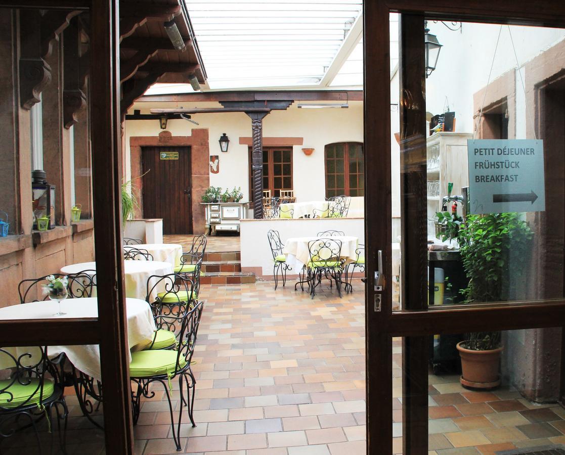 Hostellerie Au Cygne Wissembourg Exteriör bild